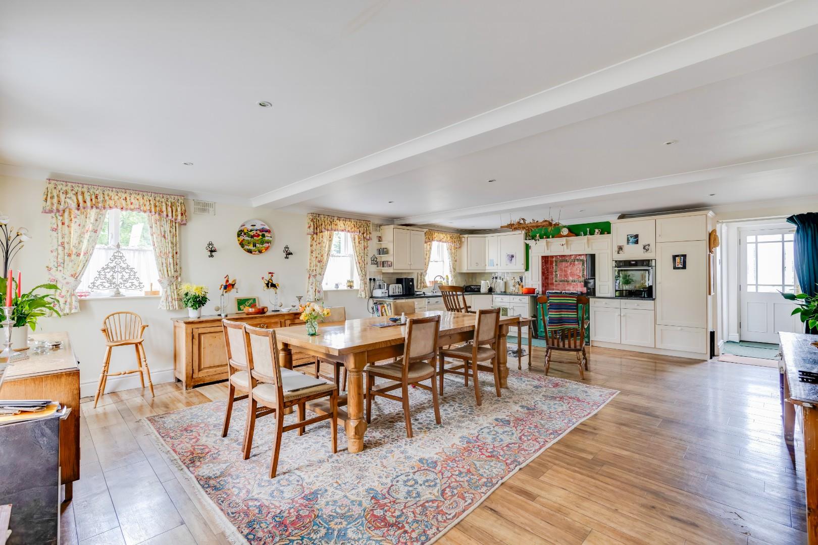 Trerhyngyll, Nr Cowbridge, Vale of Glamorgan, CF71 7TN
